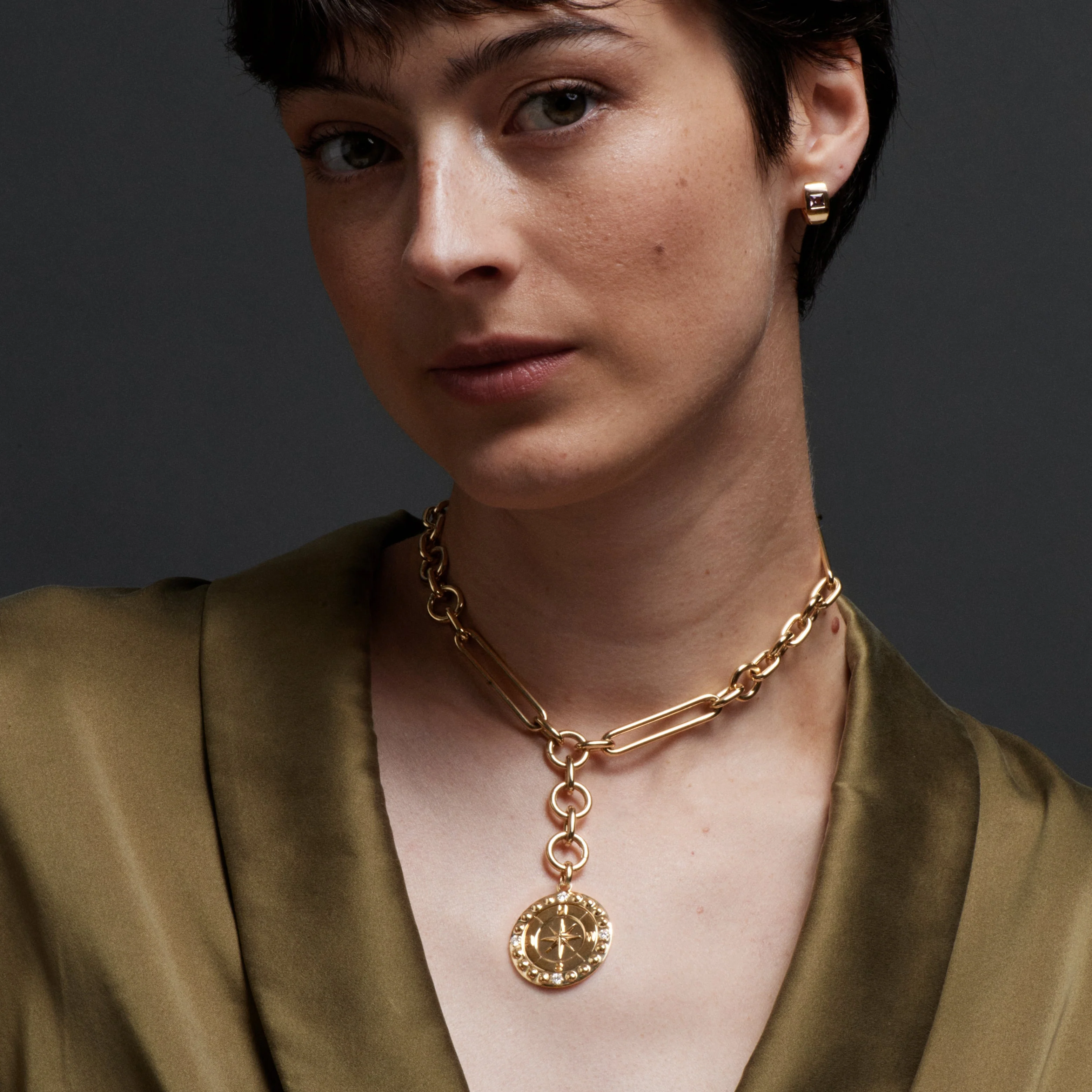 Internal Compass | Large Medallion | Diamonds, Yellow Gold - Image 2