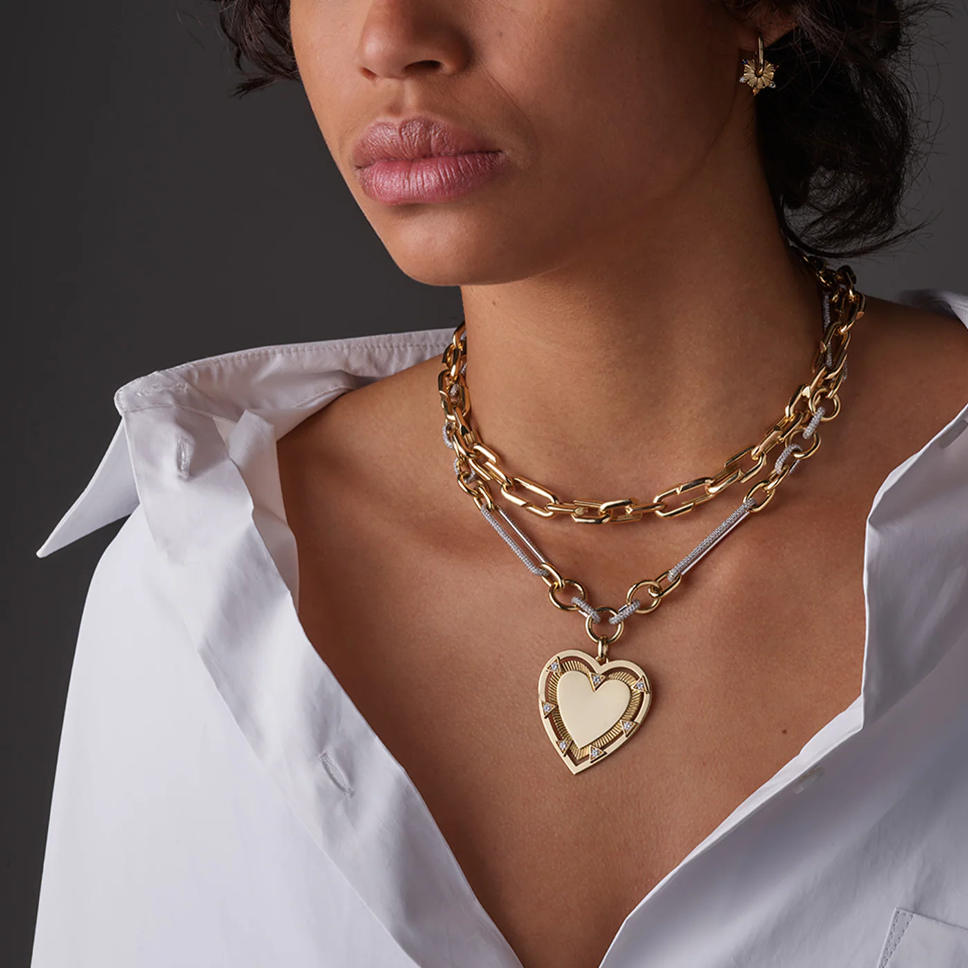 Strong Hearts | Medium Love Link Chain | Yellow Gold - Image 2