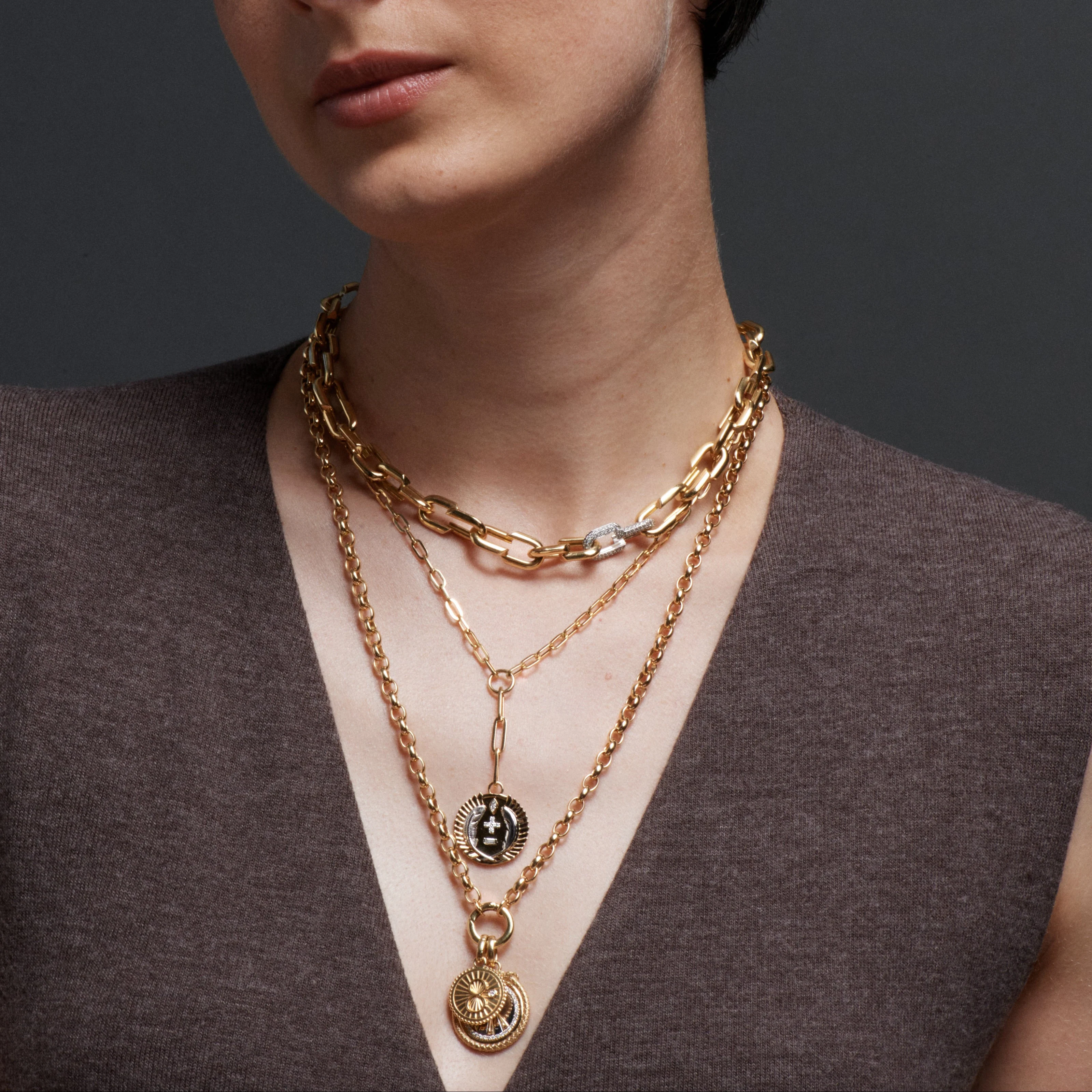 Strong Hearts | Medium Love Link Chain with Pavé Link | Diamonds, Yellow Gold - Image 4