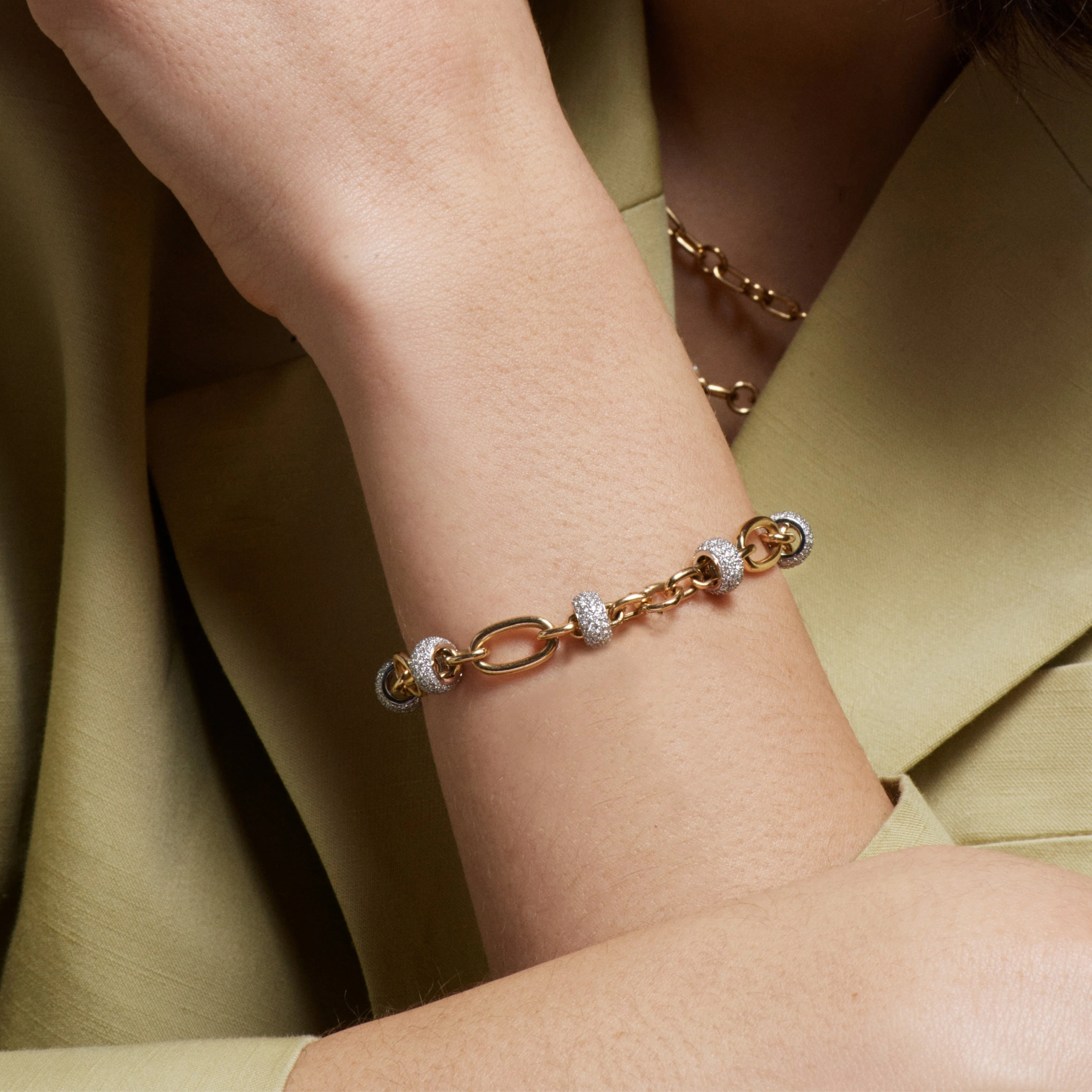 Mixed Link | Pavé Orbit Bracelet | Diamonds, Yellow Gold - Image 2