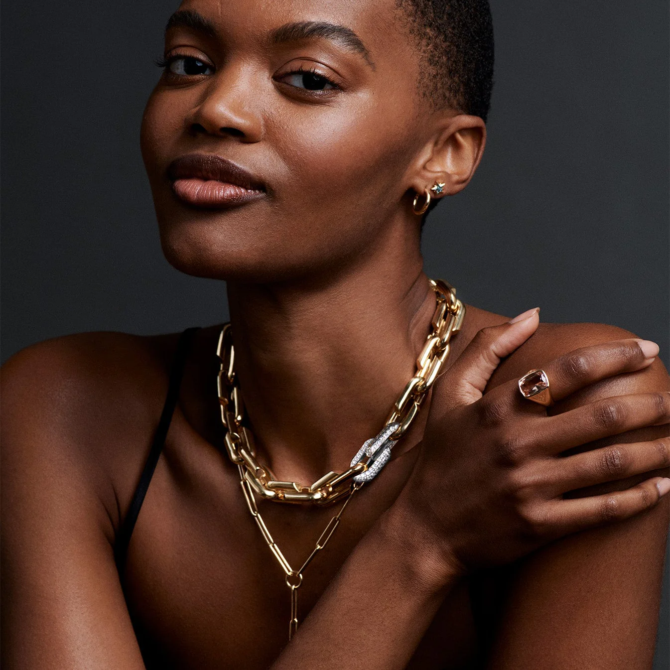 Strong Hearts | Oversized Love Link Chain with Pavé Link | Diamonds, Yellow Gold - Image 2