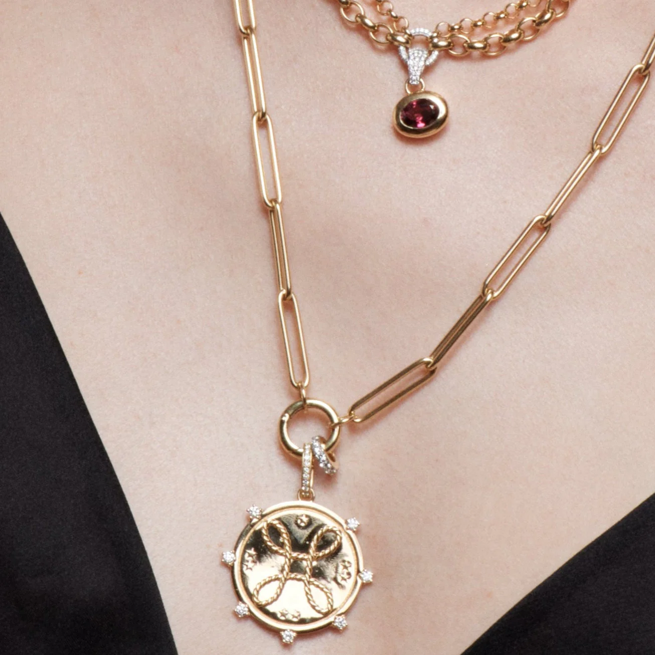 True Love | Pavé Edge Heart Beat | Diamonds, Yellow Gold - Image 6
