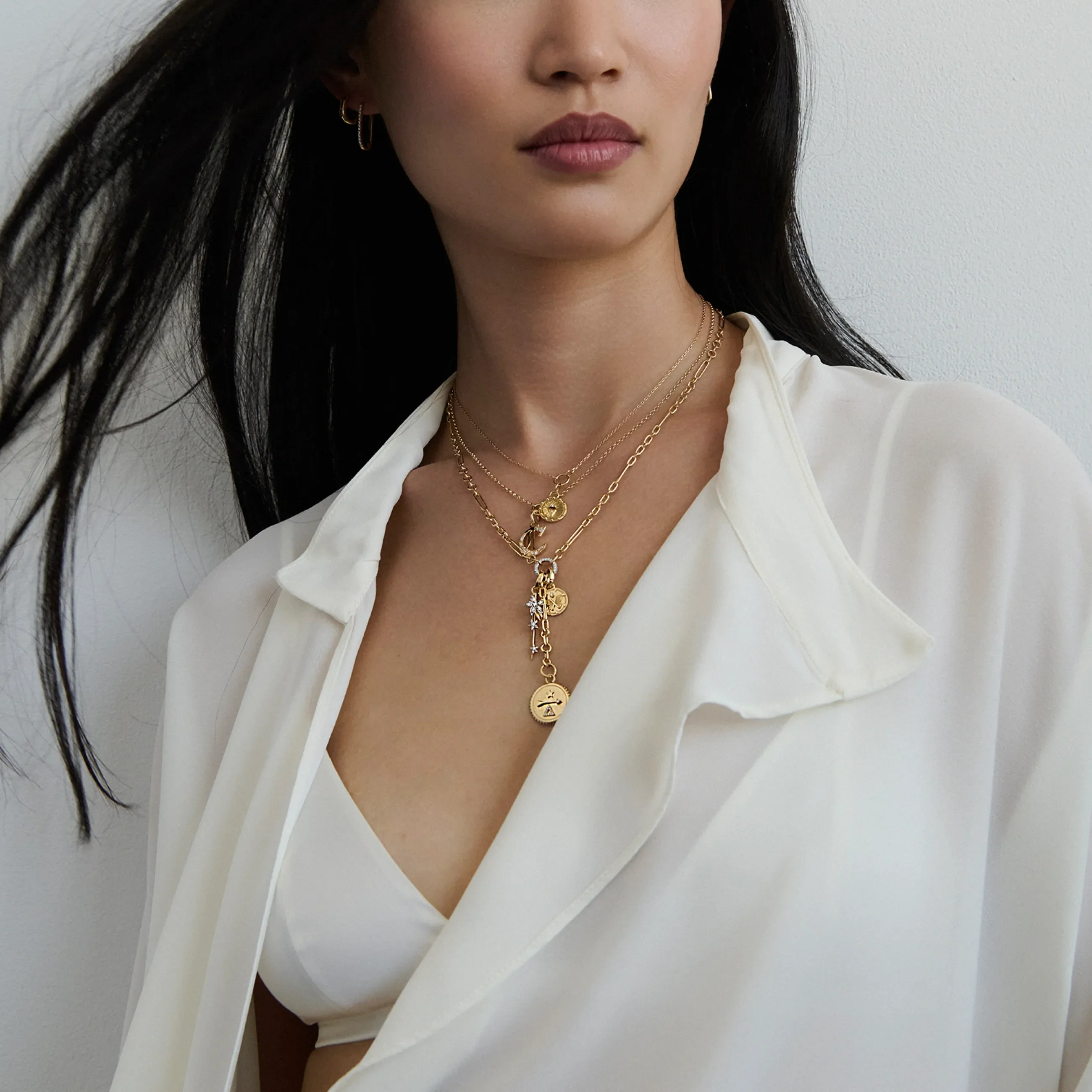 Protection | Thread Necklace | Diamonds, Yellow Gold - Image 4