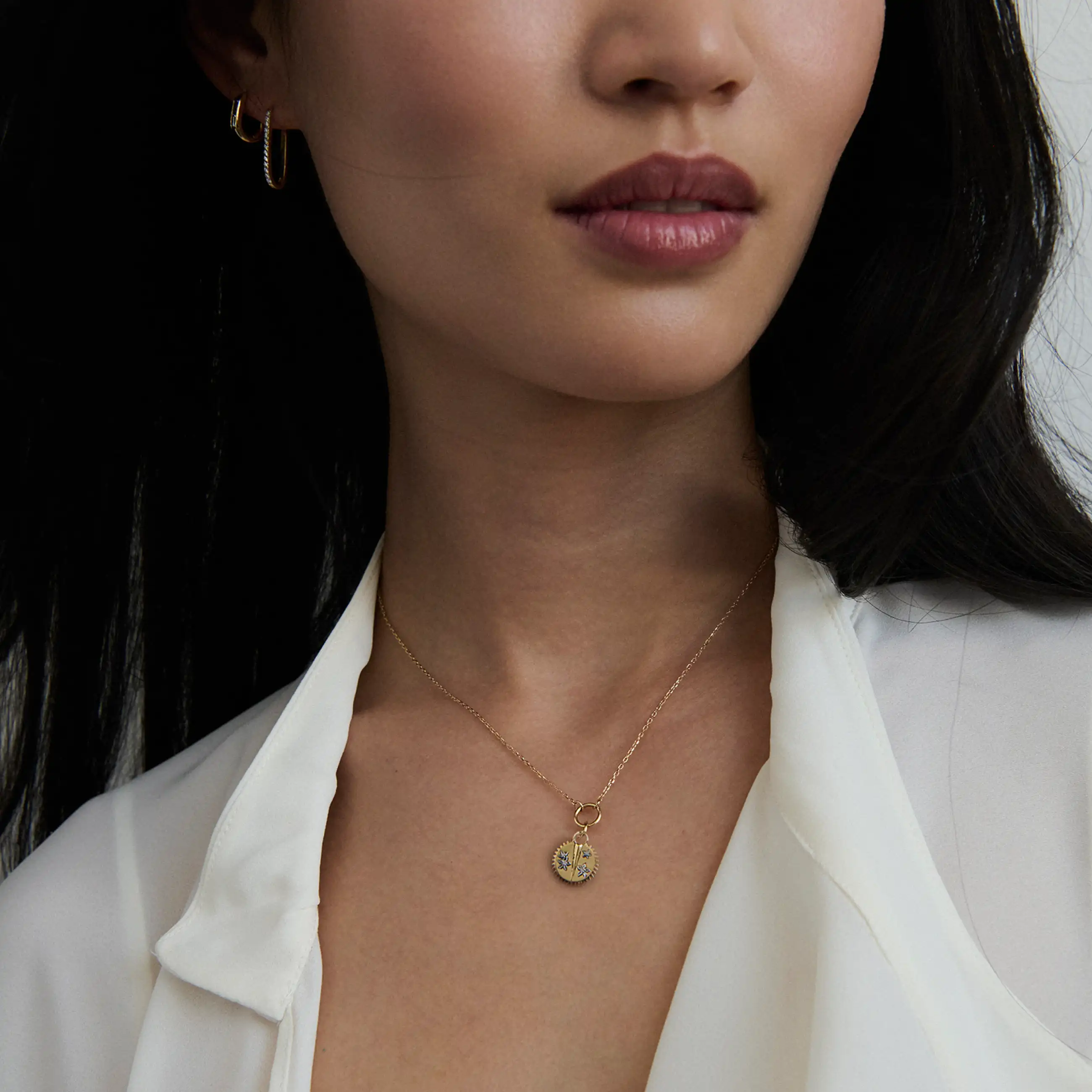Resilience | Blossoms Thread Necklace | Diamonds, Mixed Gold - Image 2