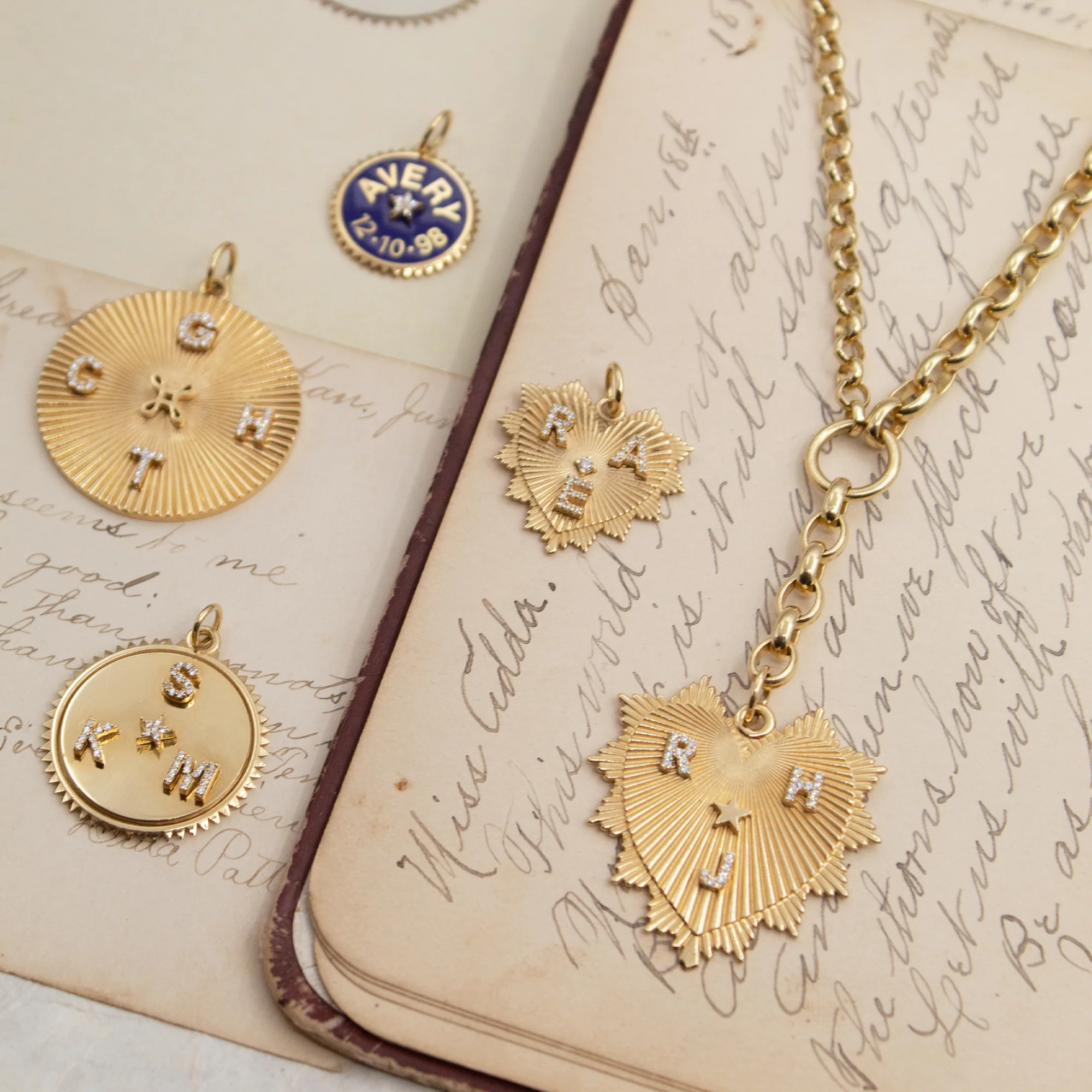 Personalized | Custom Clean Edge Large Medallion | Diamonds, Yellow Gold - Image 3