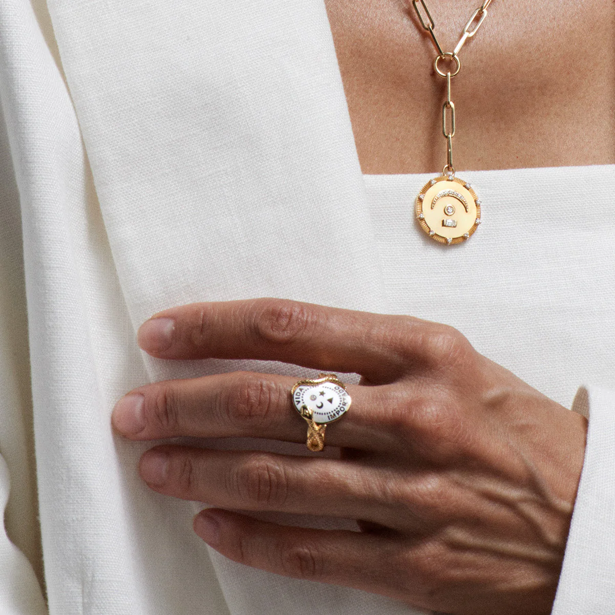 Wholeness | Cigar Band | White Ceramic, Diamond, Yellow Gold - Image 3